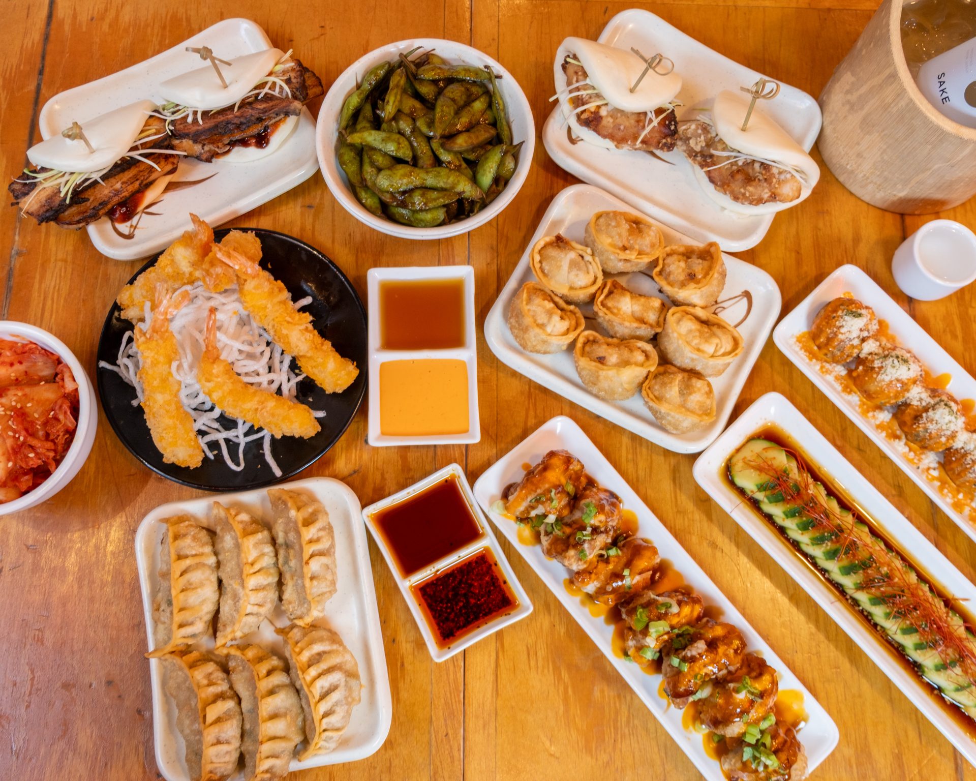 Starters, drinks, and dessert